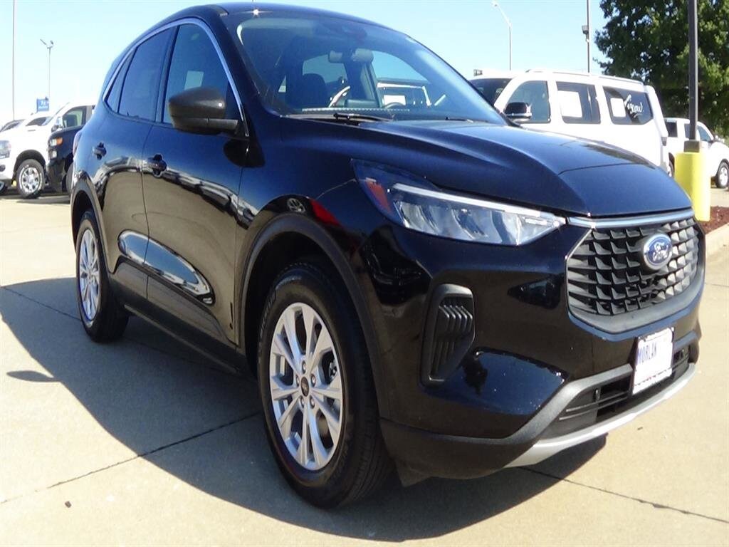 Used 2024 Ford Escape Active SUV