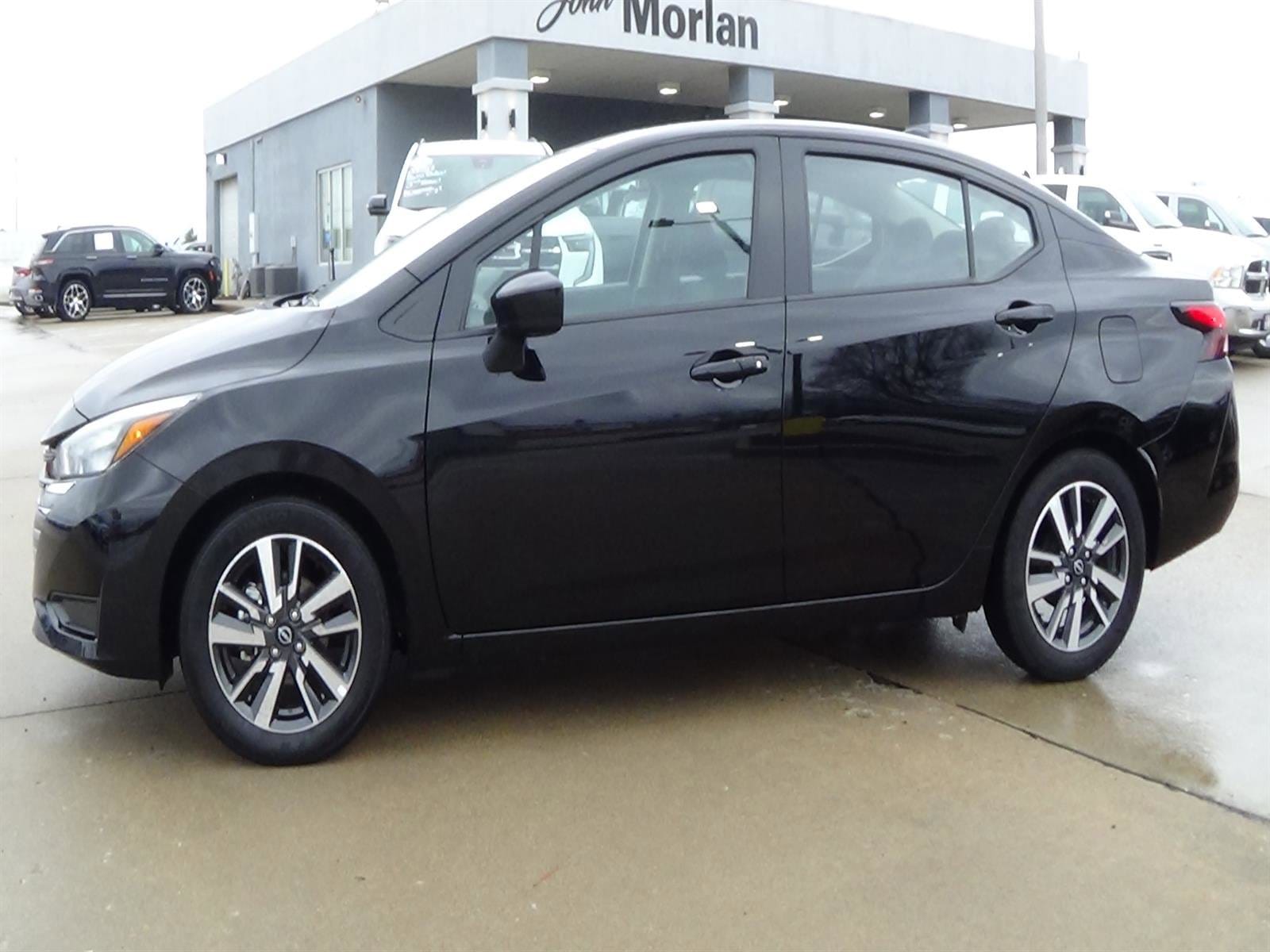 2025 Nissan Versa 1.6 SV CVT's photo