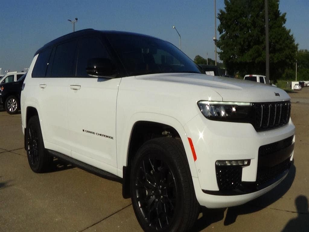 Used 2024 Jeep Grand Cherokee L Summit SUV