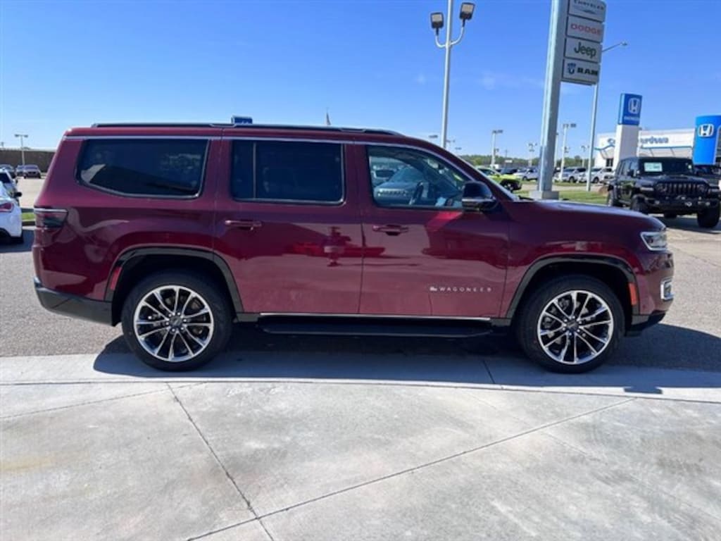 Used 2024 Jeep Wagoneer Series II SUV