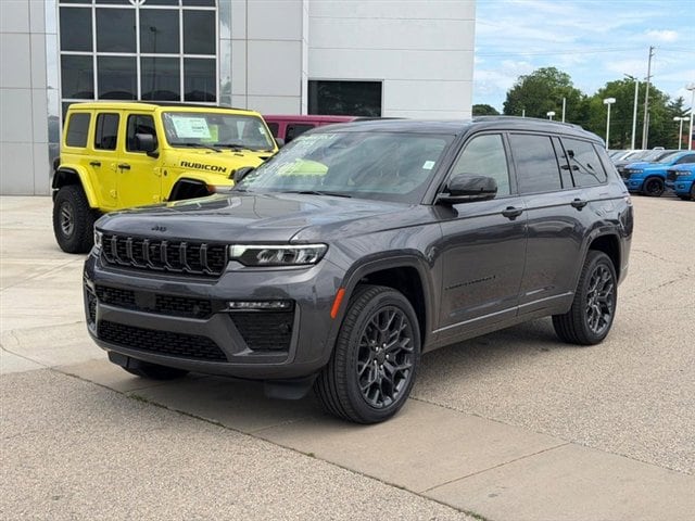 2026 Jeep Grand Cherokee Sport Utility 