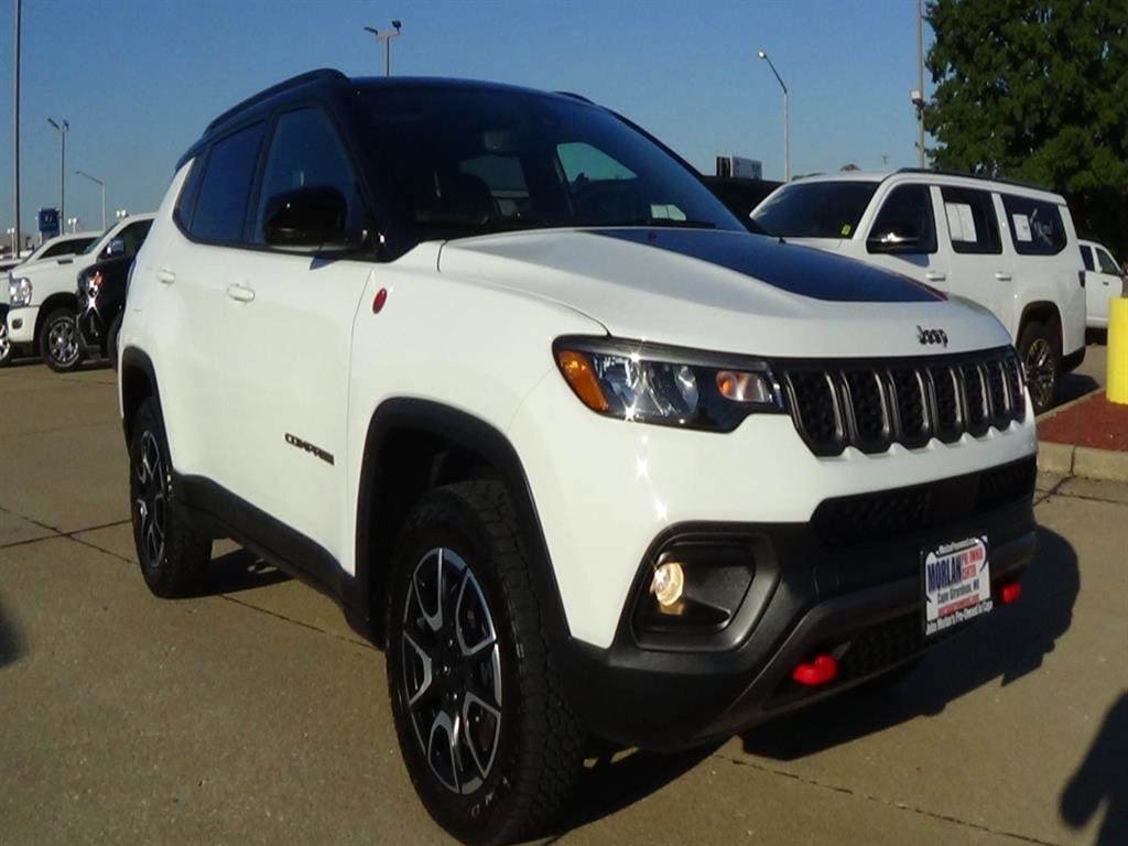 Used 2024 Jeep Compass Trailhawk SUV