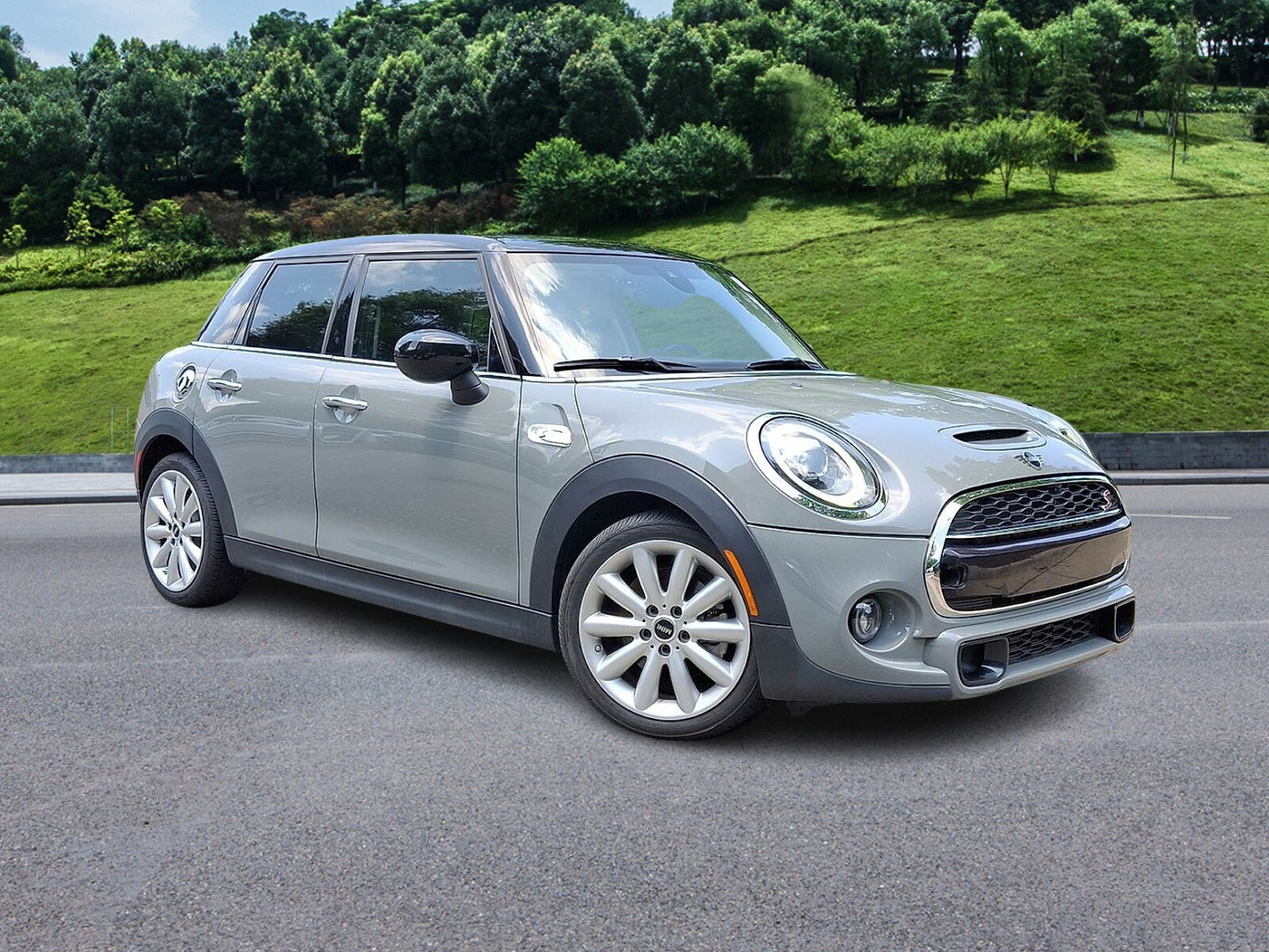 2021 MINI Hardtop 4 Door S's photo