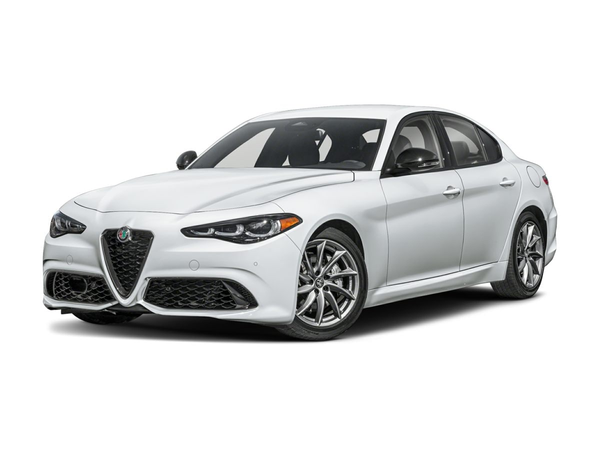 2025 Alfa Romeo Giulia Base's photo