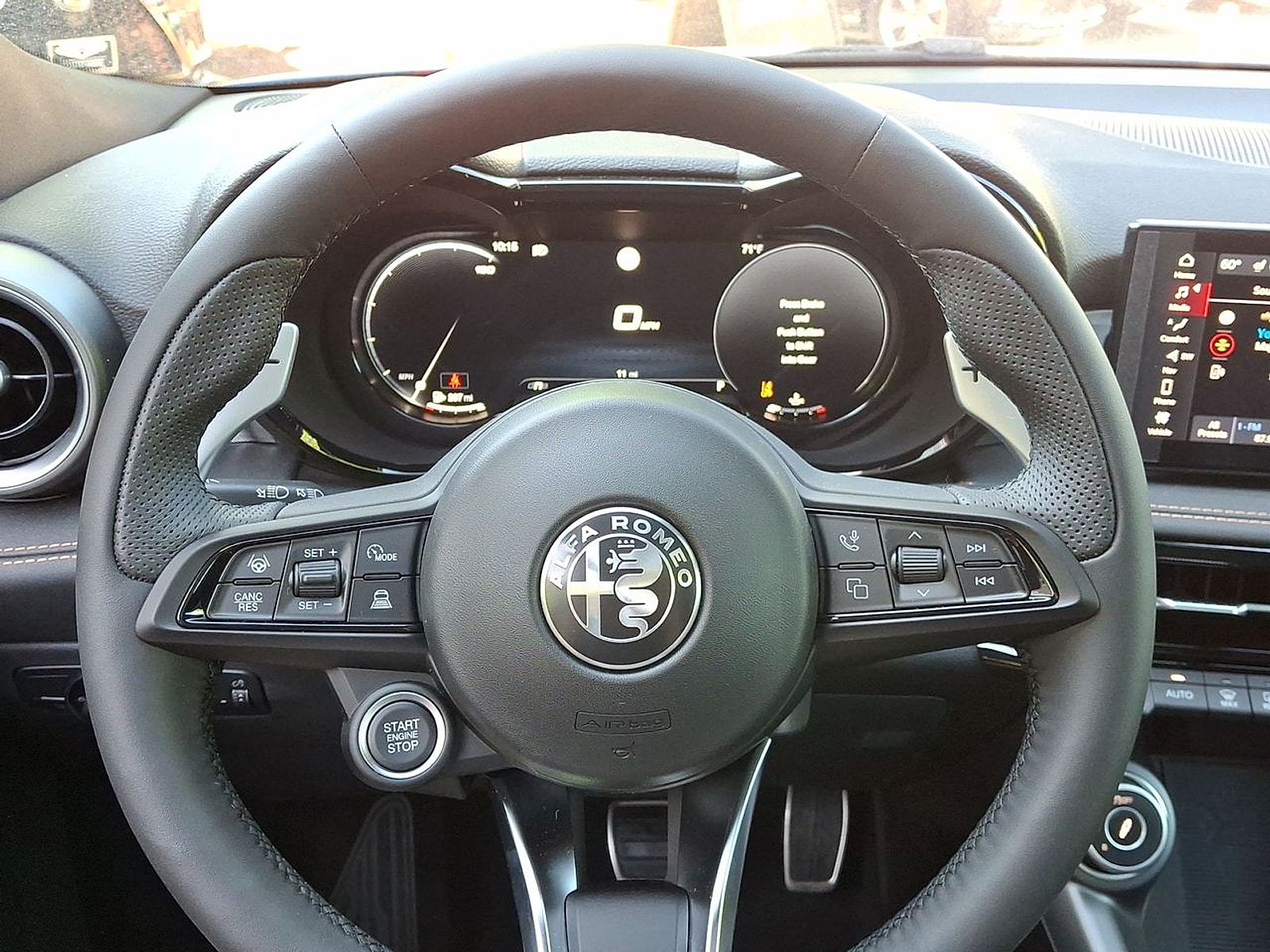 2026 Alfa Romeo Tonale Veloce - Photo 17