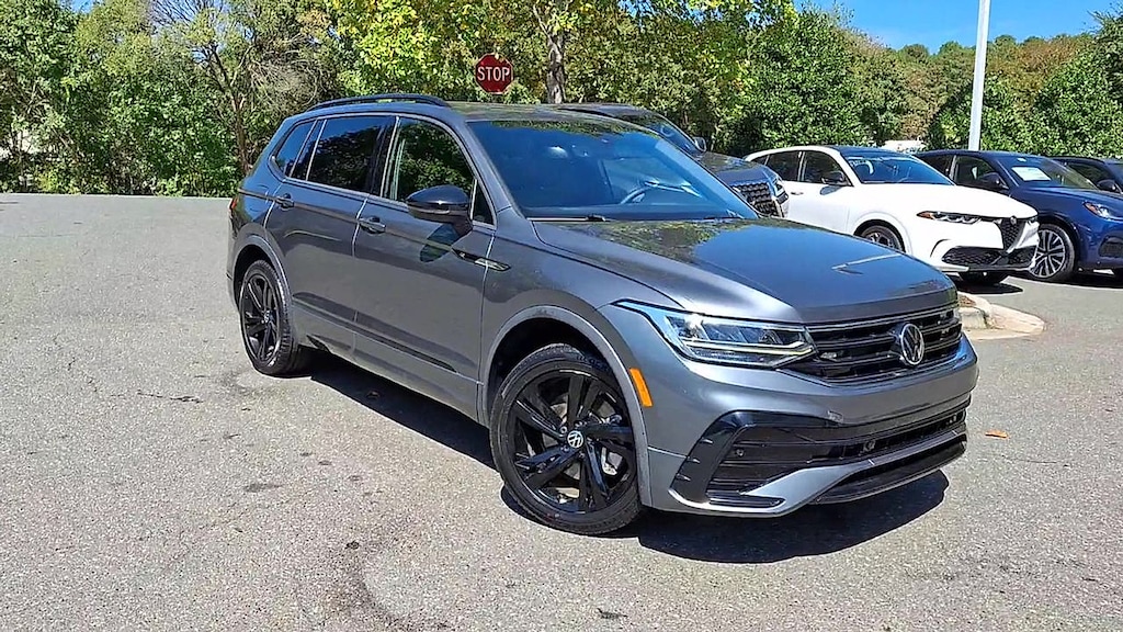 Used 2023 Volkswagen Tiguan 2.0T SE R-Line Black Sport Utility