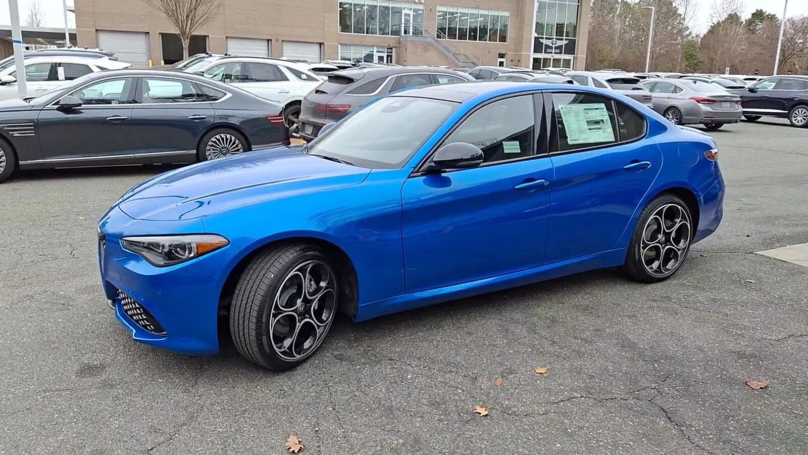 2025 Alfa Romeo Giulia photo 4