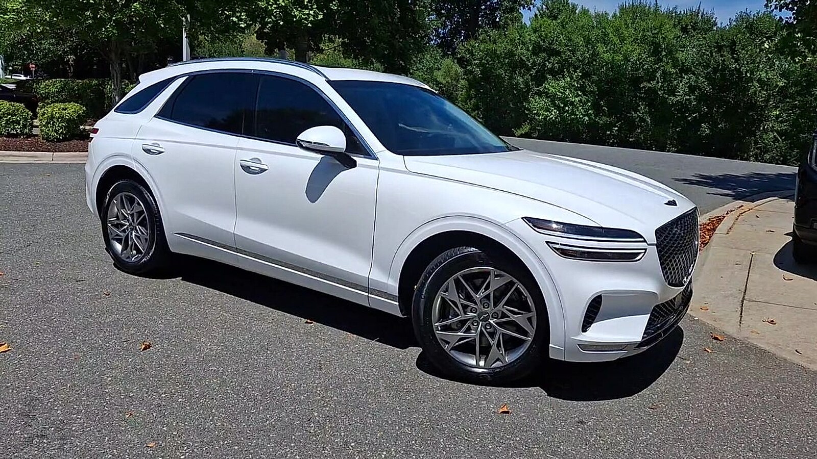 2025 Genesis GV70 2.5T photo 2