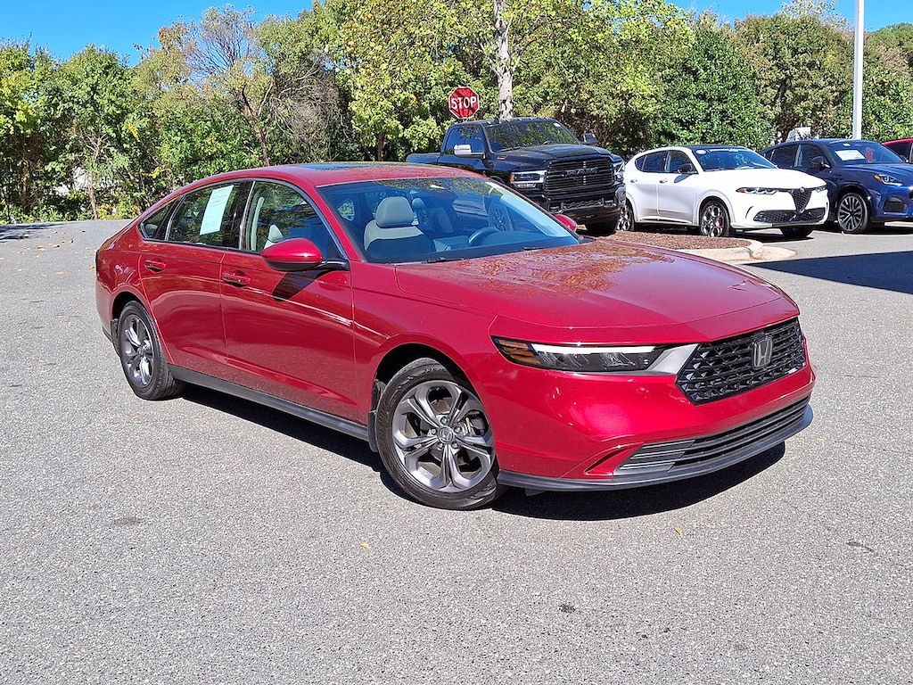 Used 2023 Honda Accord EX Sedan