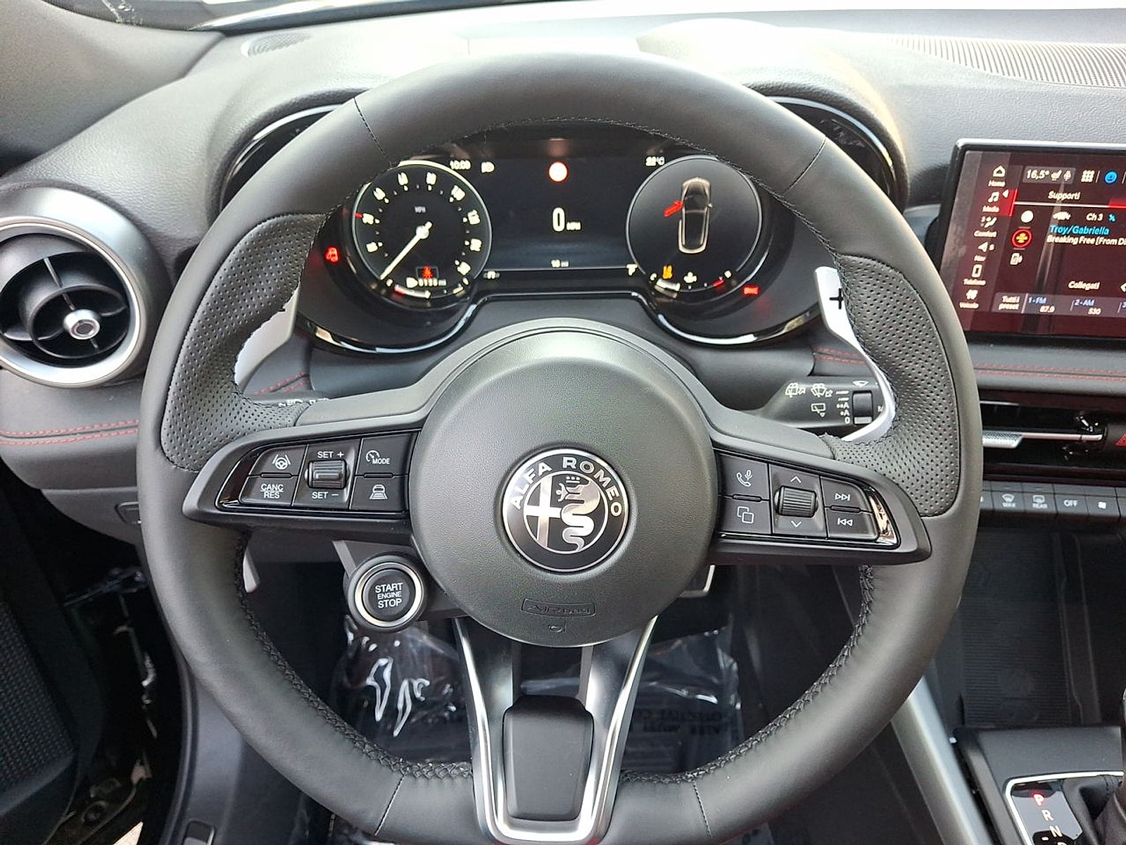 2026 Alfa Romeo Tonale Veloce - Photo 17