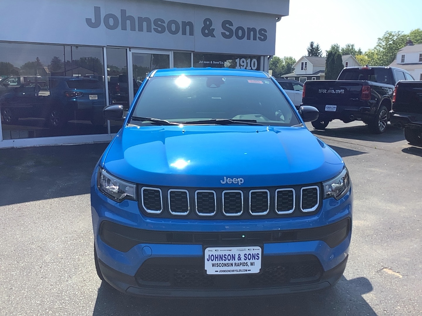 Used 2024 Jeep Compass Sport with VIN 3C4NJDAN0RT155409 for sale in Wisconsin Rapids, WI