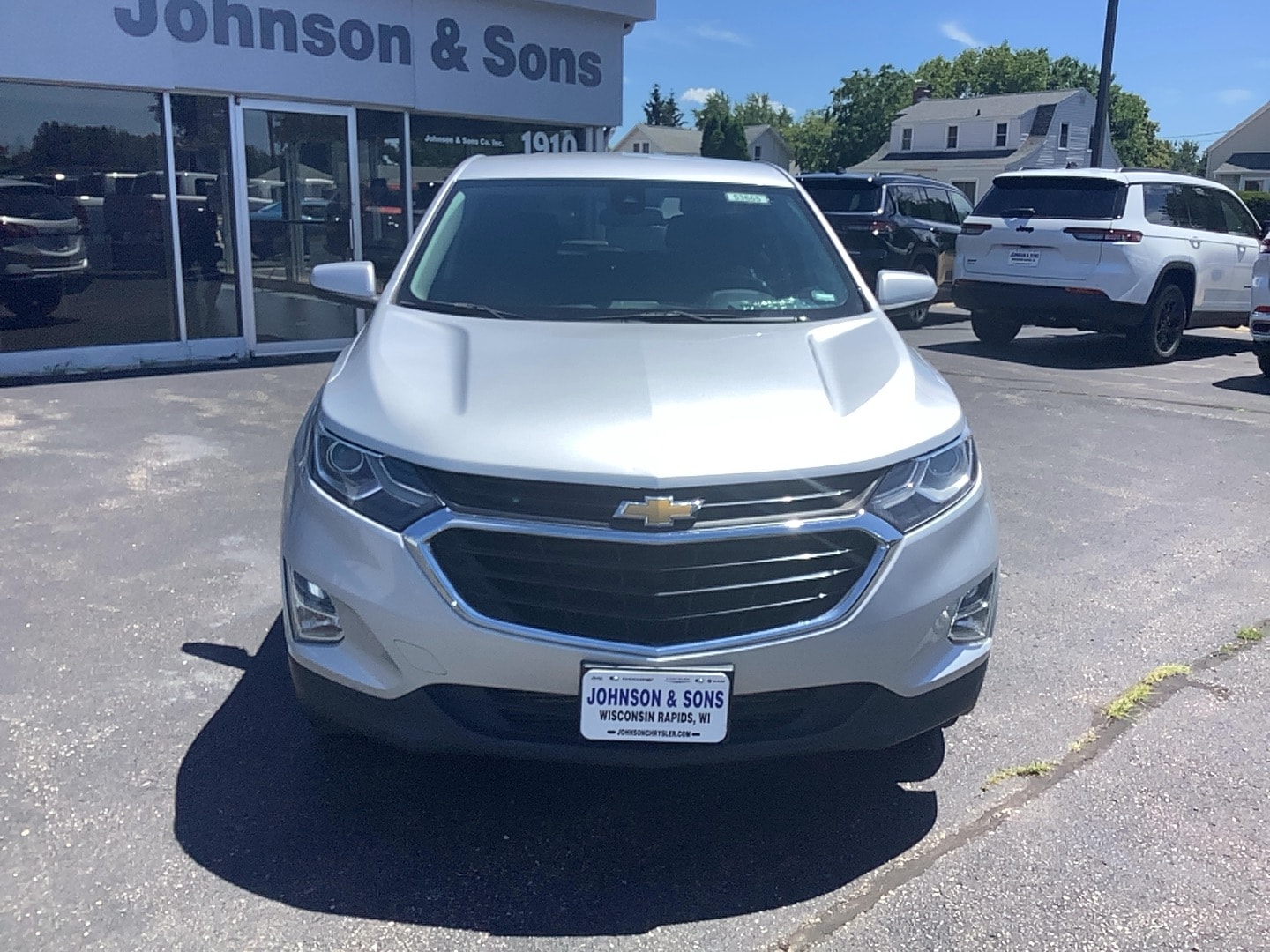 Used 2021 Chevrolet Equinox LT with VIN 3GNAXUEV8MS132666 for sale in Wisconsin Rapids, WI