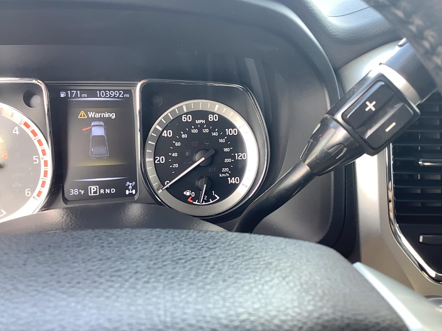 2016 Nissan Titan XD SV - Photo 12