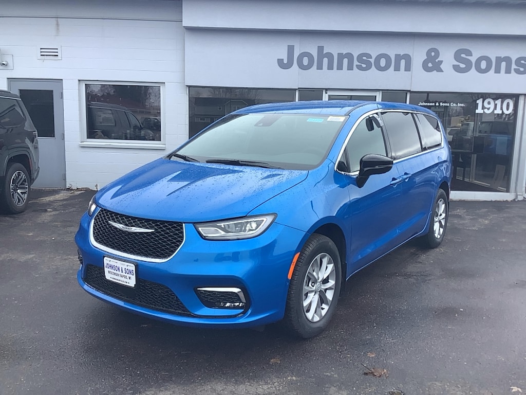 New 2026 Chrysler Pacifica Select Passenger Van