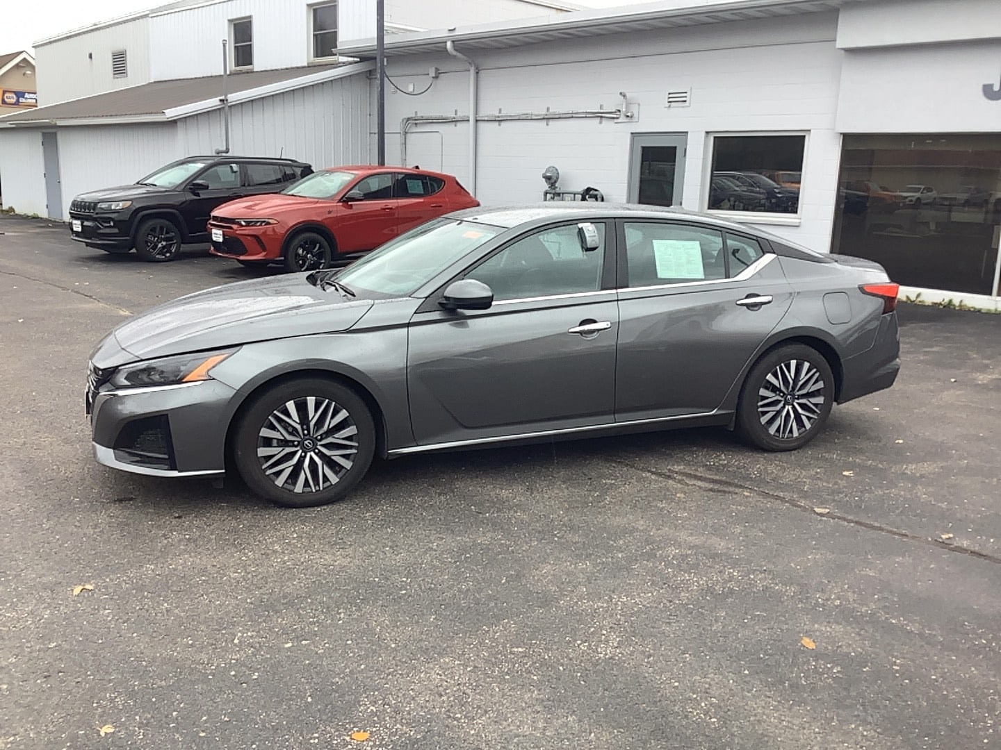 Used 2023 Nissan Altima SV with VIN 1N4BL4DVXPN390122 for sale in Wisconsin Rapids, WI