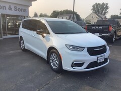 2025 Chrysler Pacifica Select Passenger Van