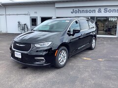 2025 Chrysler Pacifica Select Passenger Van