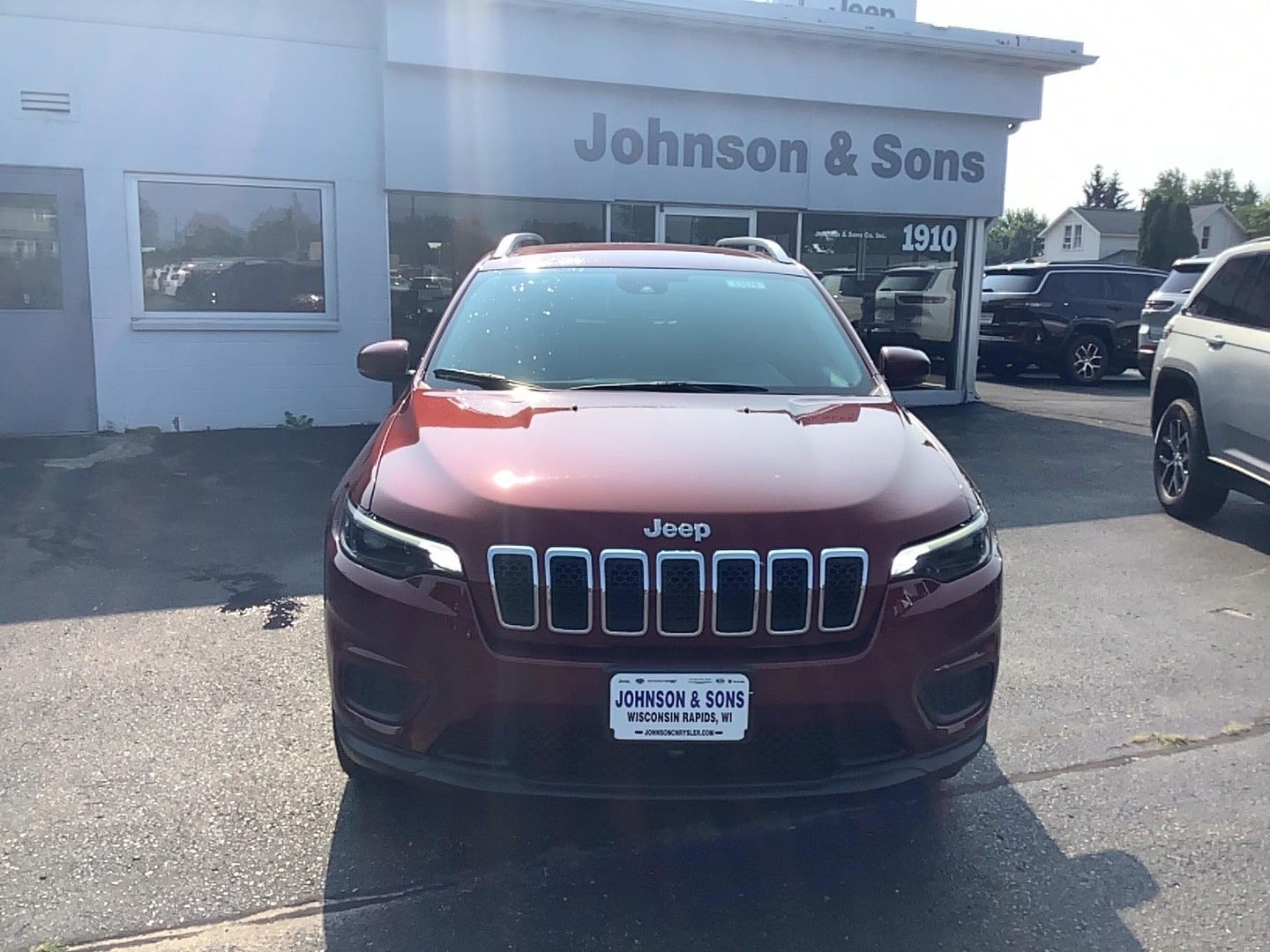 Used 2021 Jeep Cherokee Latitude with VIN 1C4PJMCB1MD124339 for sale in Wisconsin Rapids, WI