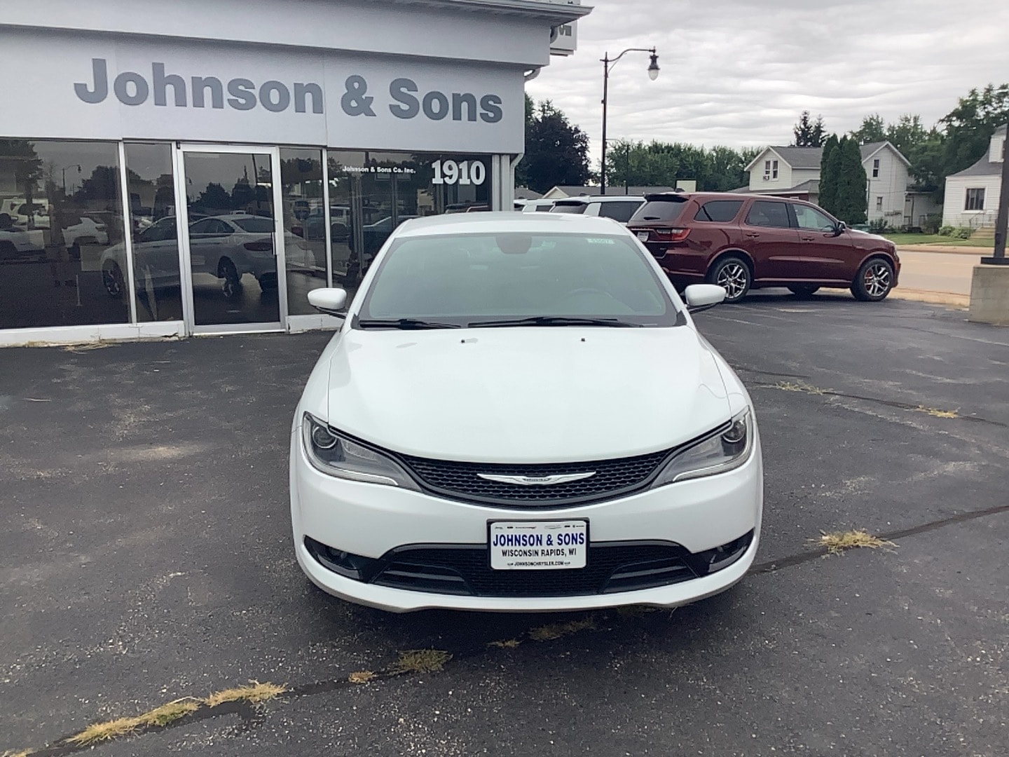 Used 2015 Chrysler 200 S with VIN 1C3CCCDG2FN610737 for sale in Wisconsin Rapids, WI