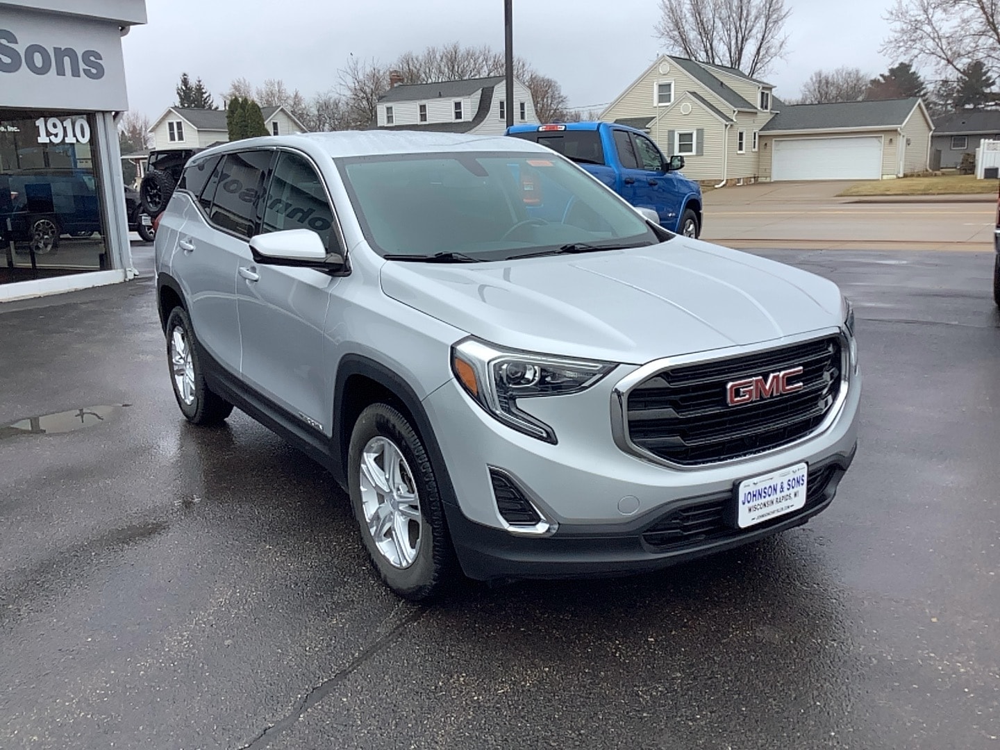 Used 2019 GMC Terrain SLE with VIN 3GKALTEV7KL124083 for sale in Wisconsin Rapids, WI