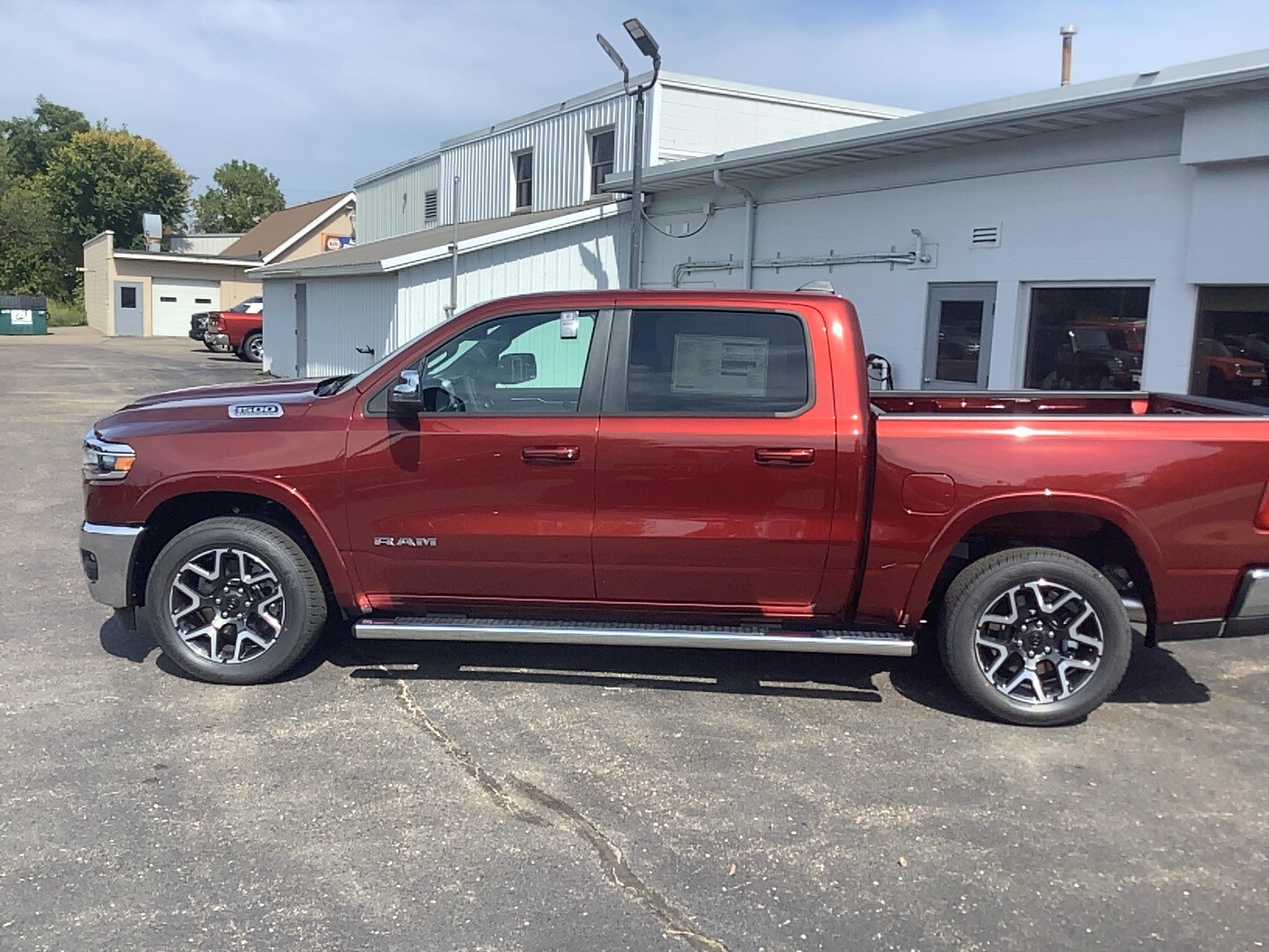 2026 Ram 1500 Laramie photo 4