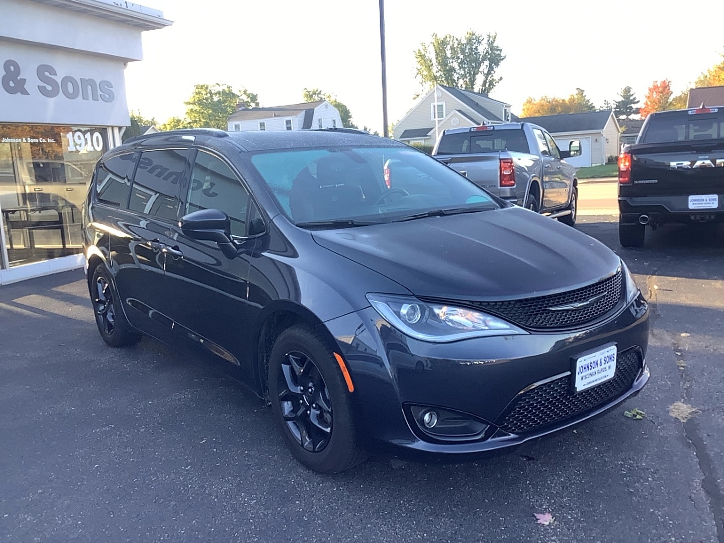 2020 Chrysler Pacifica Touring