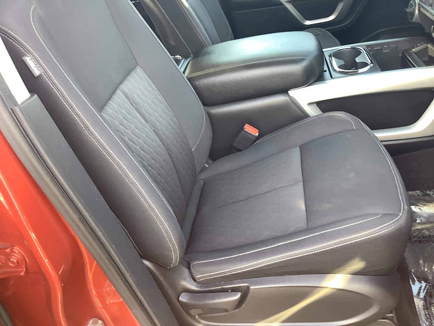 2016 Nissan Titan XD SV - Photo 18