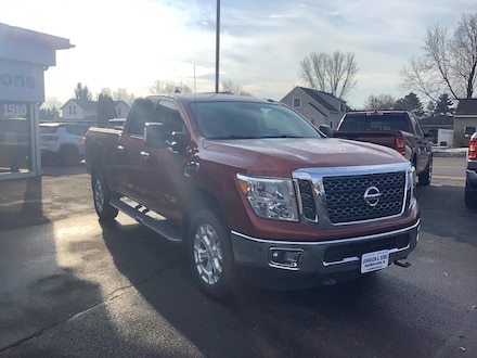 2016 Nissan Titan CREW CAB