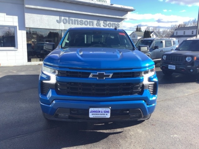 Used 2022 Chevrolet Silverado 1500 RST with VIN 3GCUDEED4NG558337 for sale in Wisconsin Rapids, WI