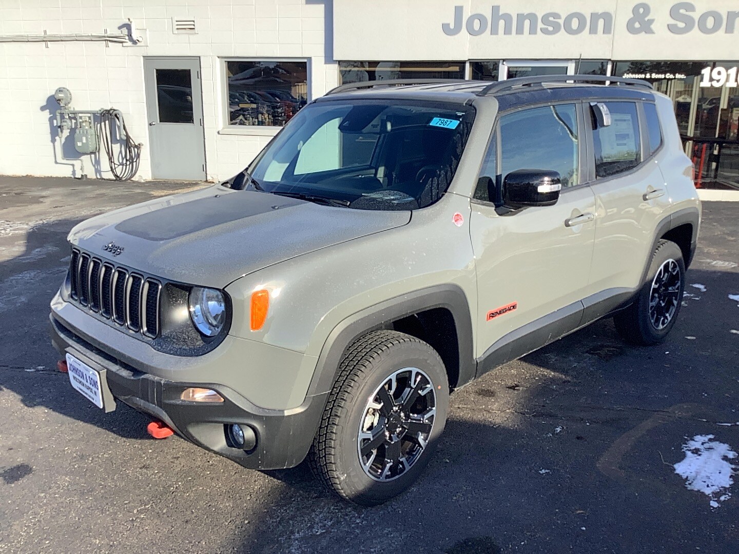 2023 Jeep Renegade Trailhawk photo 3
