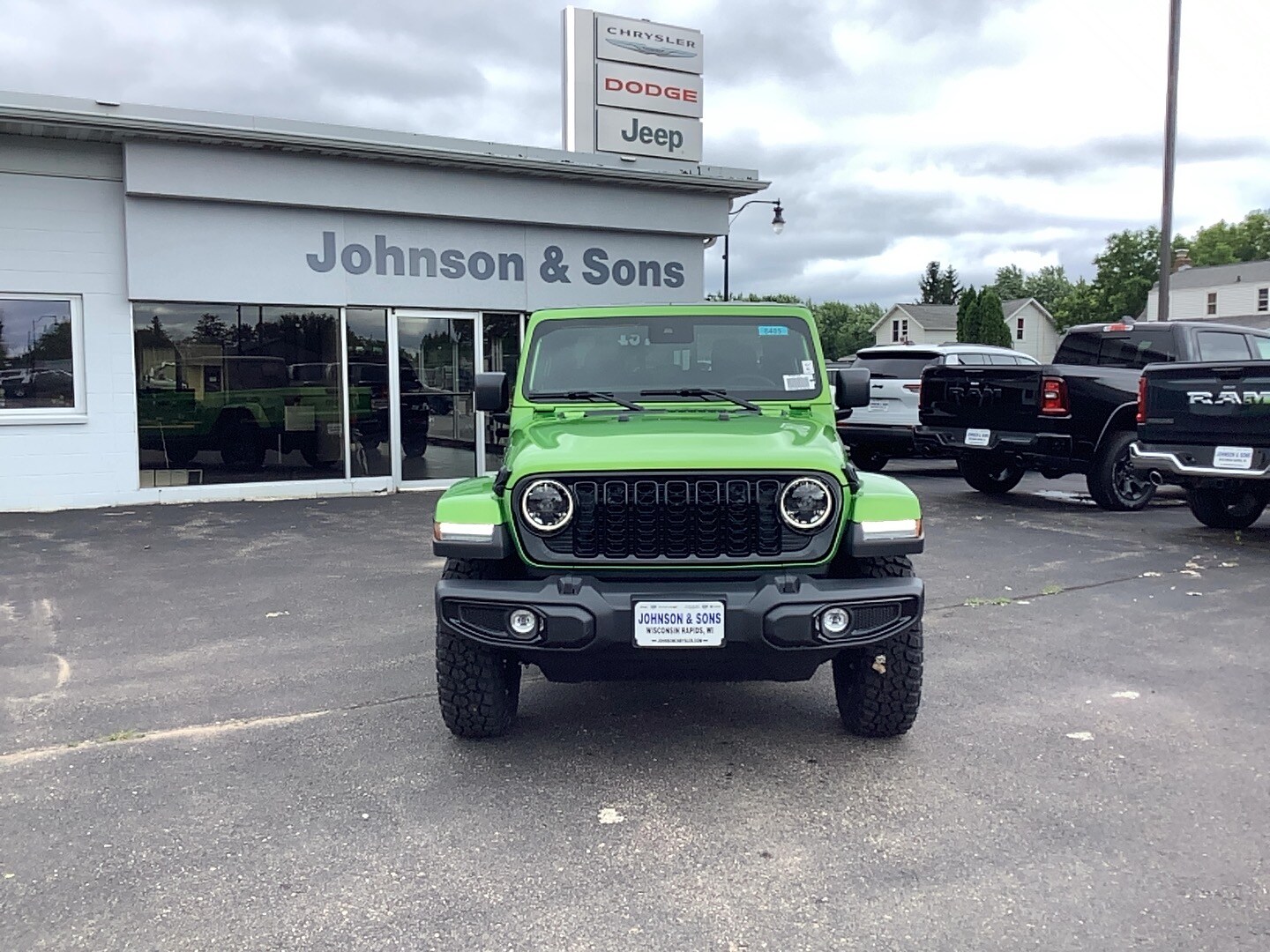 2025 Jeep Gladiator Sport photo 2