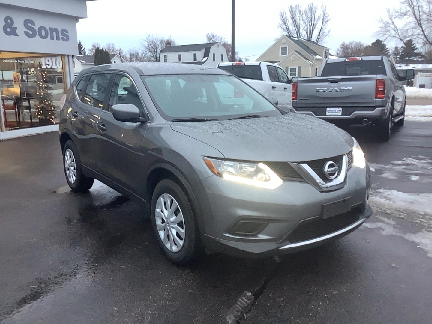 2016 Nissan Rogue S