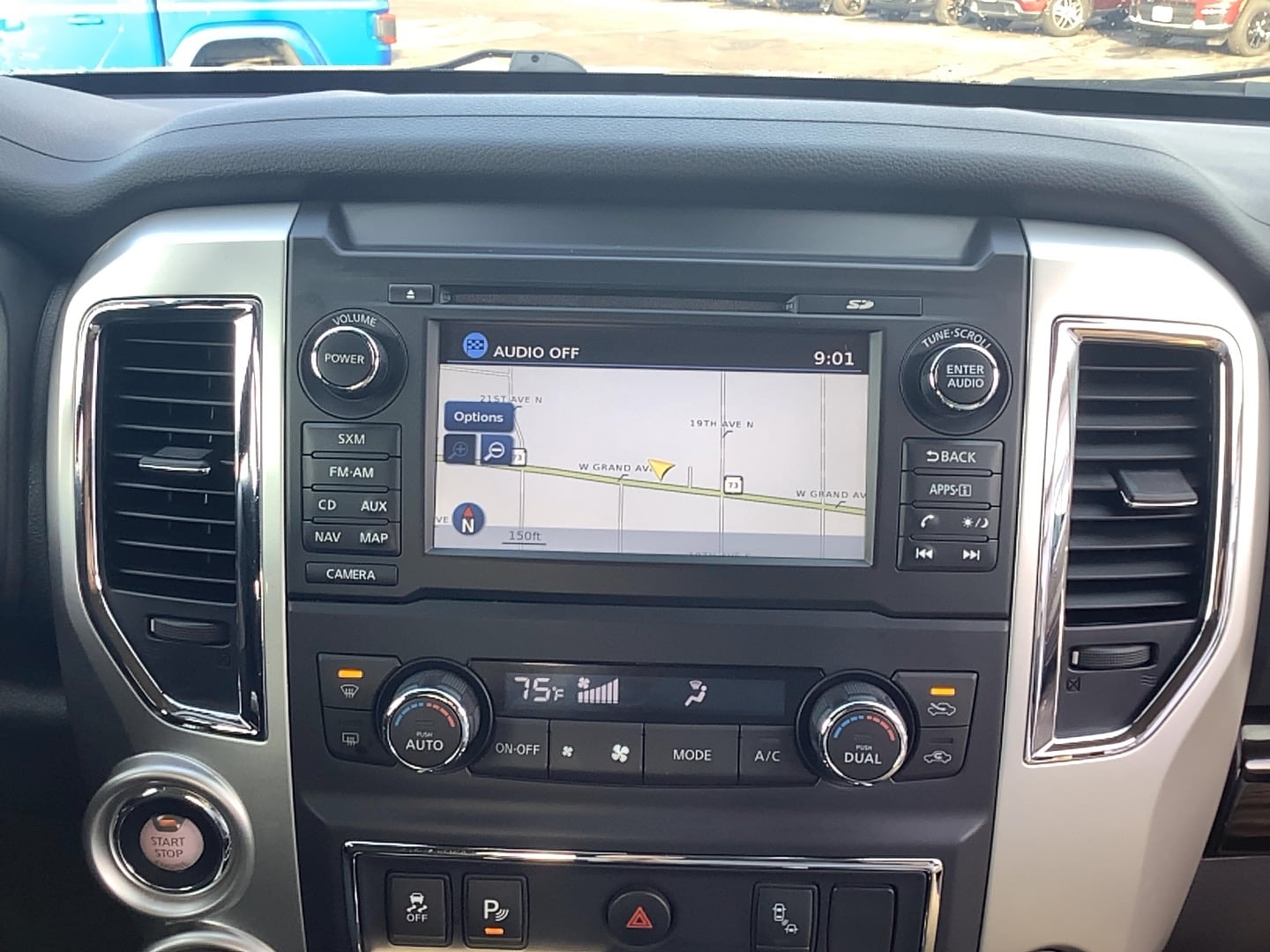 2016 Nissan Titan XD SV - Photo 9