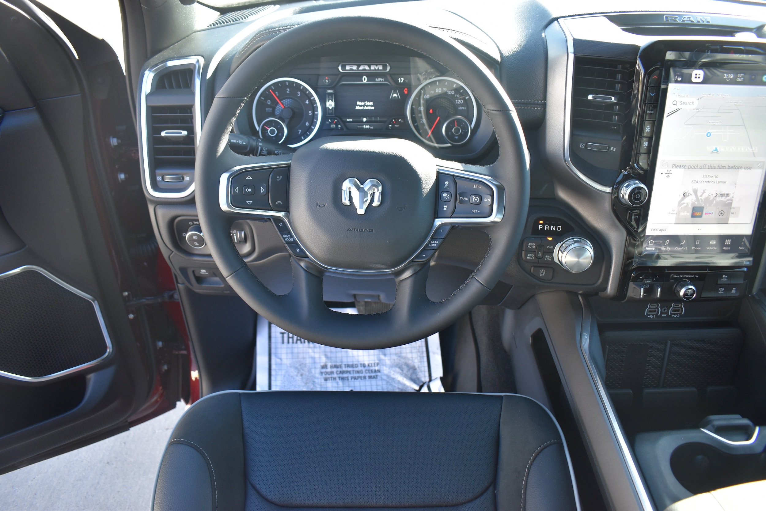 2026 RAM 1500 Laramie - Photo 18