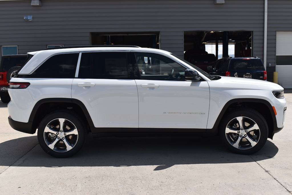 New 2026 Jeep Grand Cherokee LIMITED 4X4 Sport Utility
