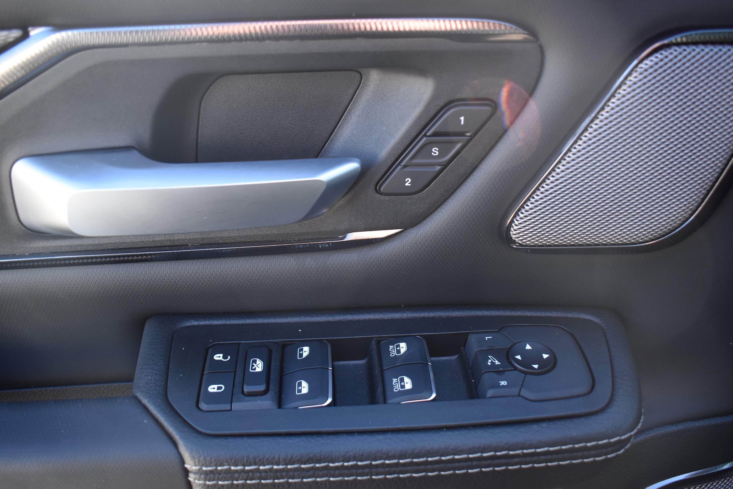2026 RAM 1500 Rebel - Photo 14