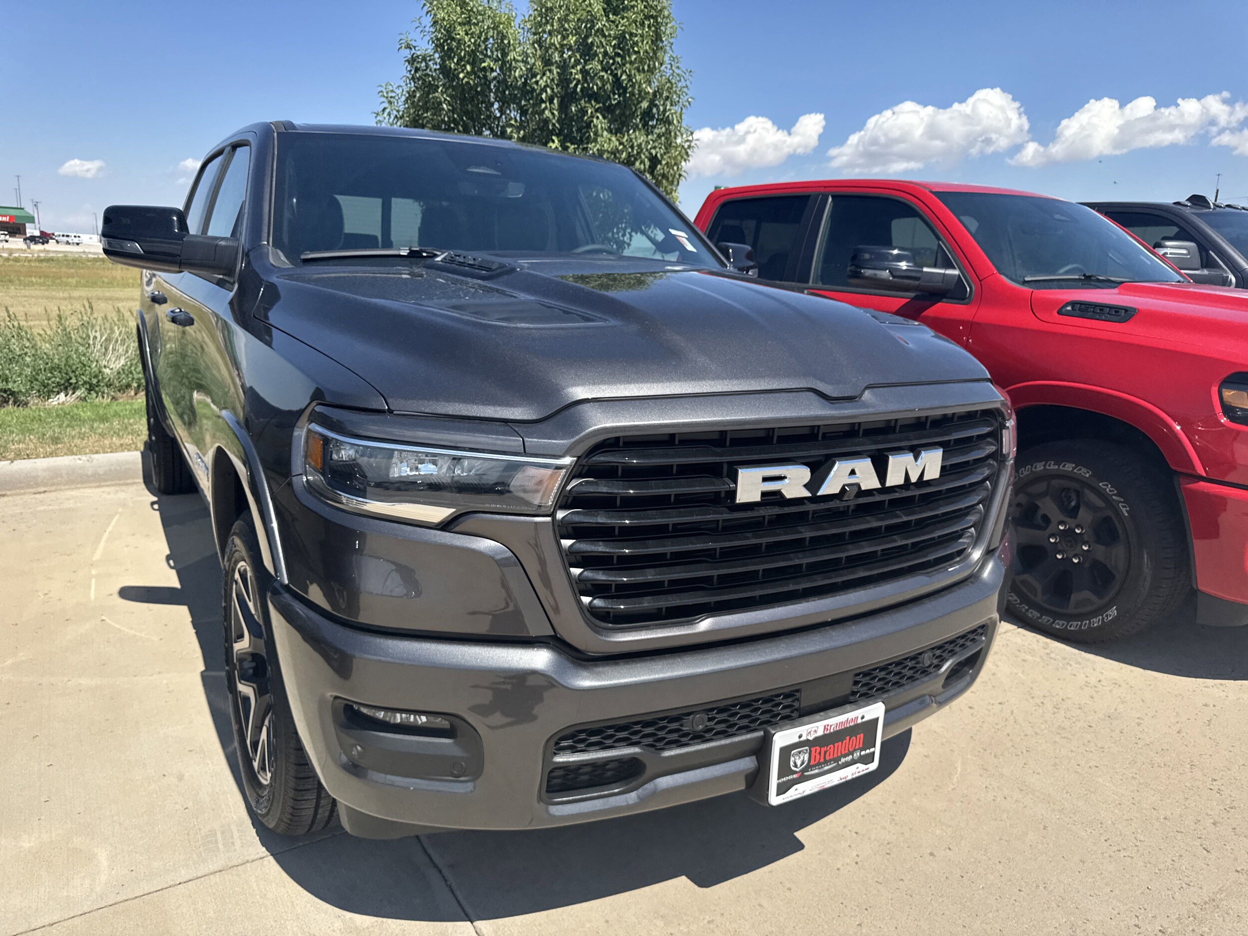 2025 Ram 1500 Laramie photo 2