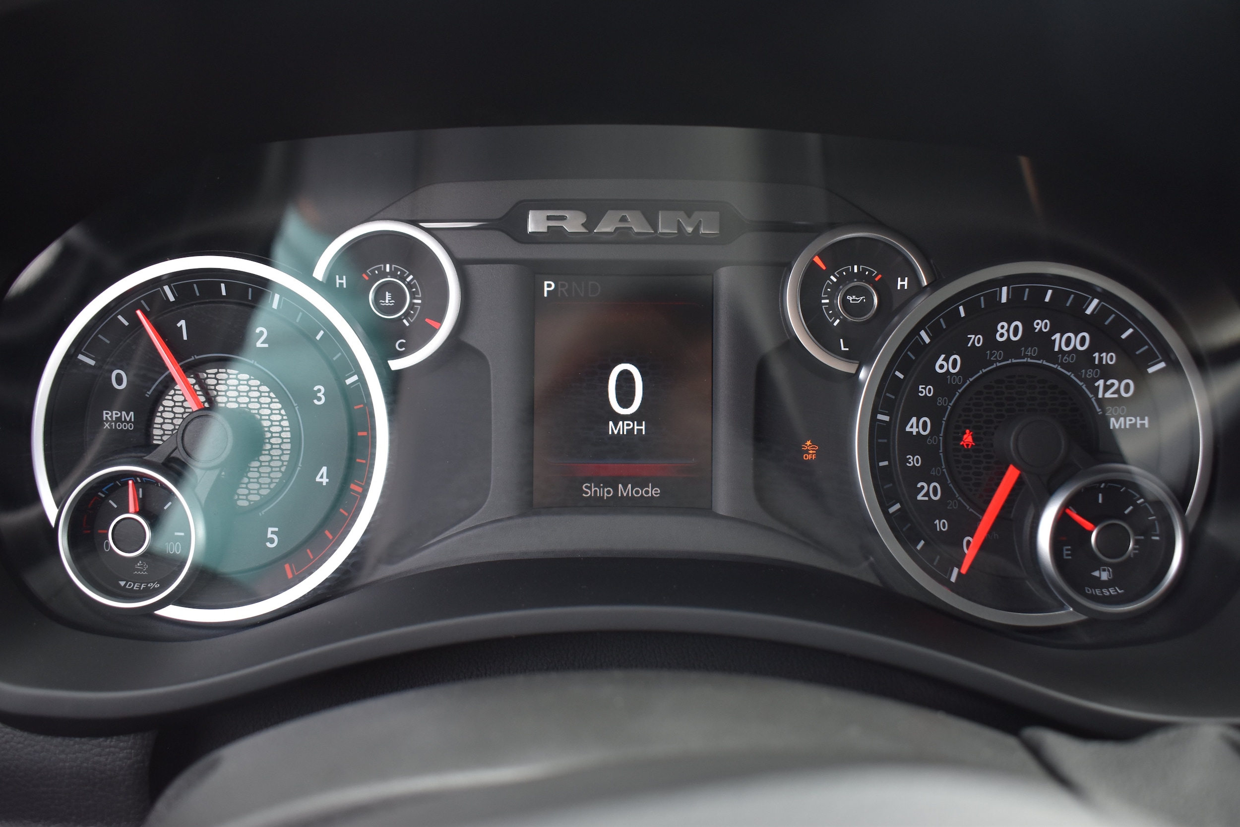 2025 RAM 2500 Tradesman - Photo 30