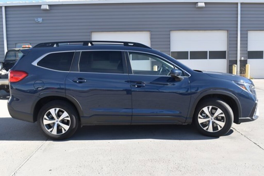 Used 2024 Subaru Ascent Premium SUV