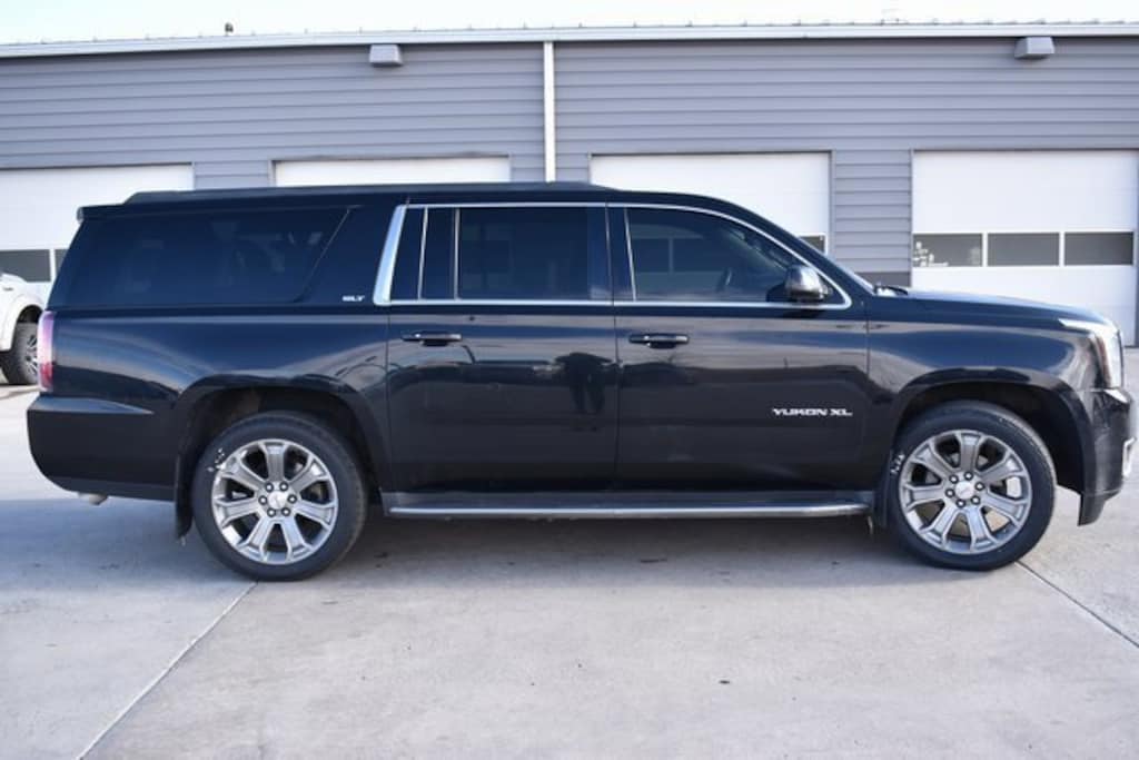 Used 2016 GMC Yukon XL SLT SUV