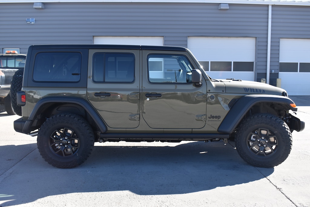 New 2026 Jeep Wrangler 4-DOOR WILLYS Sport Utility