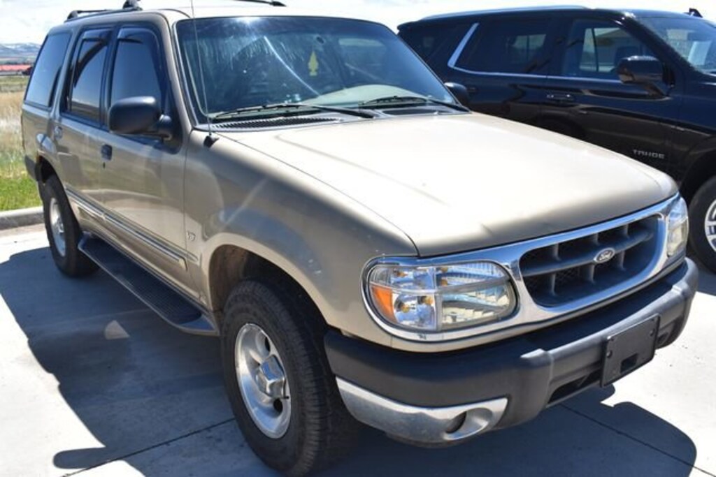 Used 2000 Ford Explorer XLT SUV