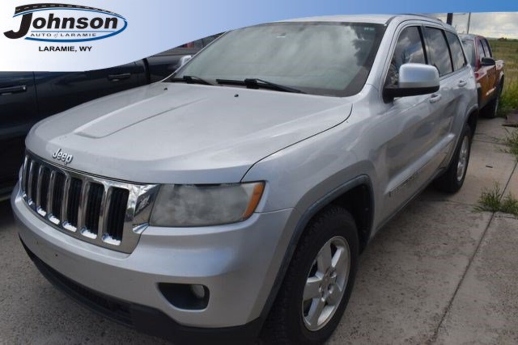Used 2011 Jeep Grand Cherokee Laredo SUV