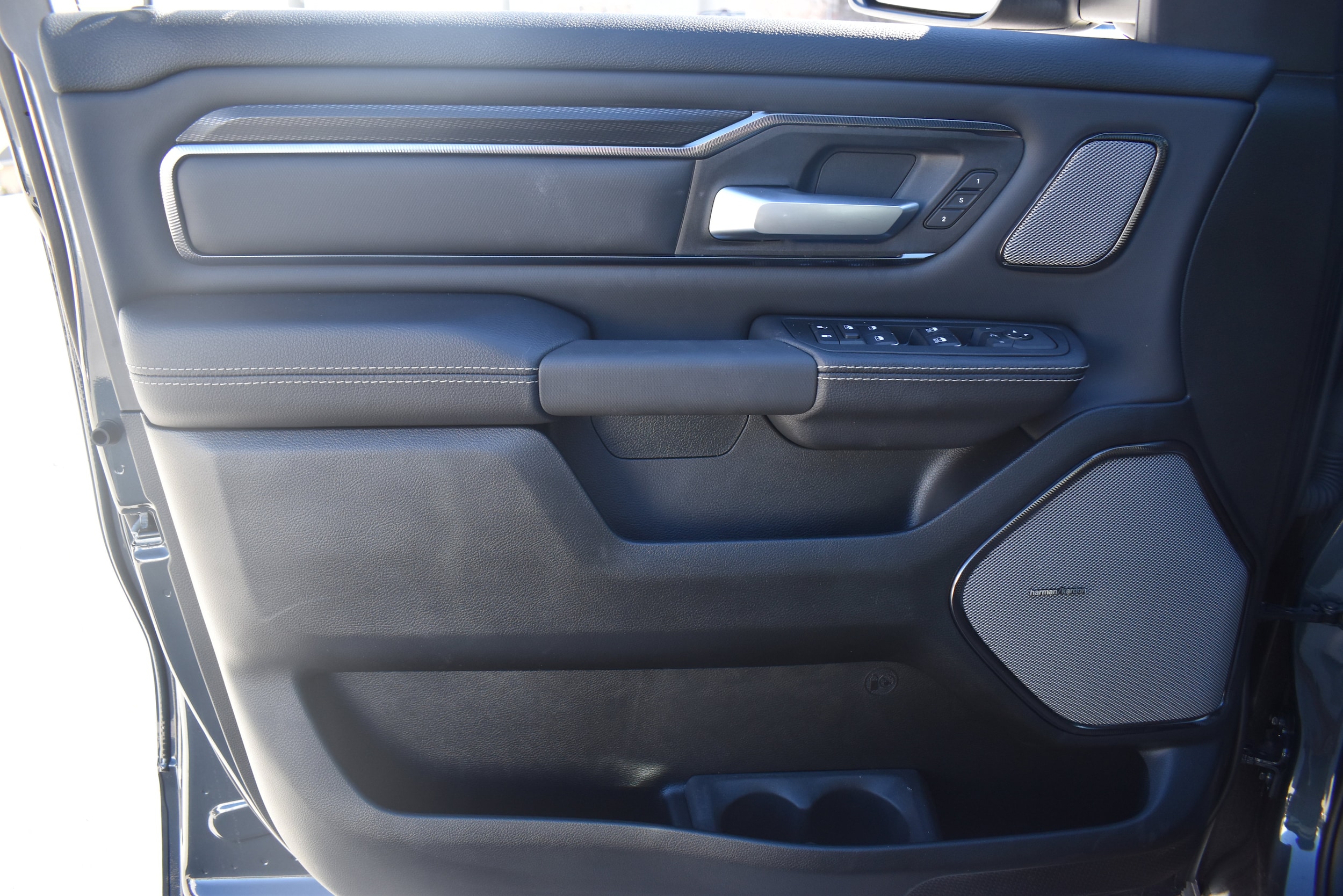 2026 RAM 1500 Rebel - Photo 13