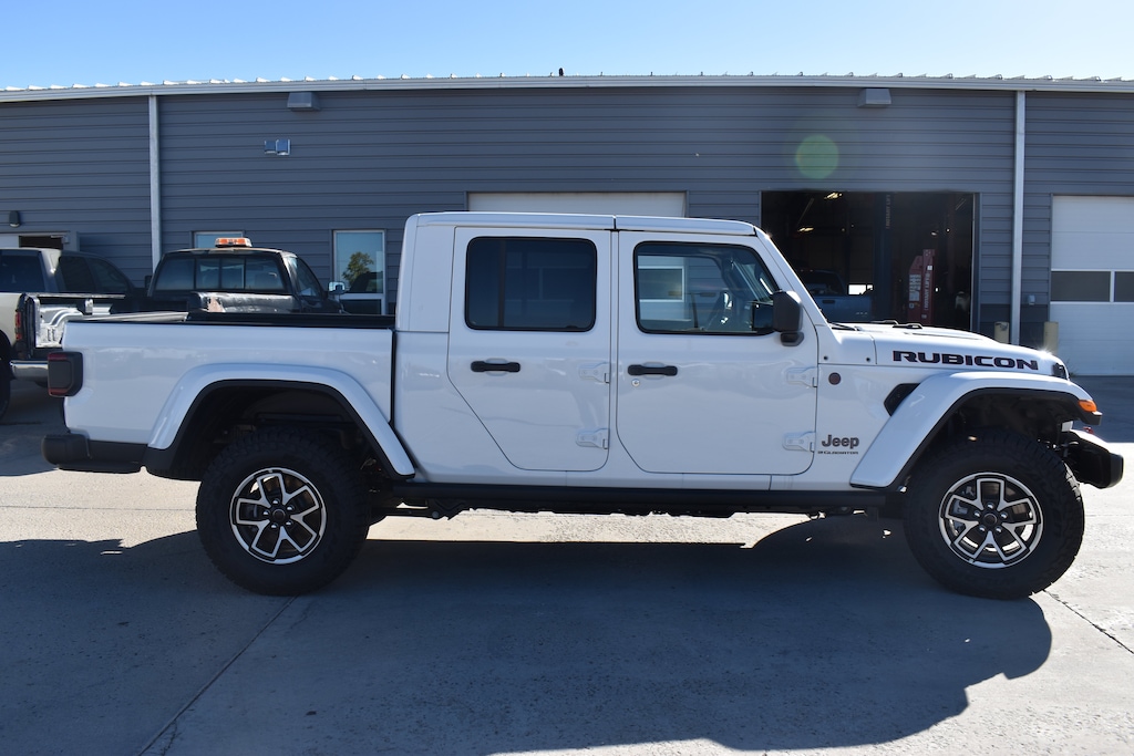 New 2025 Jeep Gladiator RUBICON 4X4 Pickup