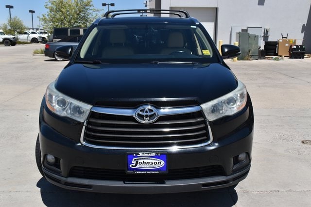 Used 2014 Toyota Highlander XLE with VIN 5TDJKRFH3ES057393 for sale in Laramie, WY