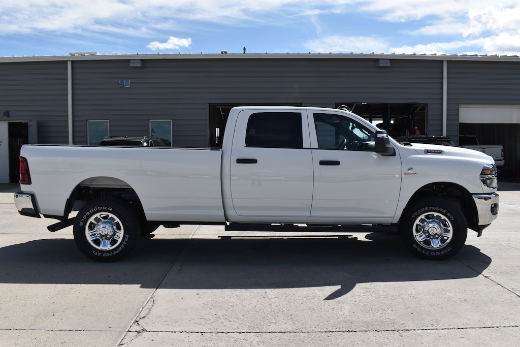 New 2026 Ram 2500 TRADESMAN CREW CAB 4X4 8' BOX Pickup