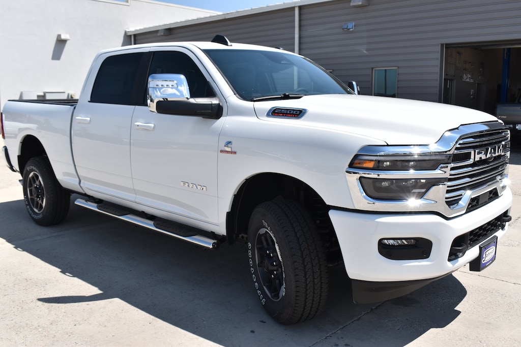 New 2026 Ram 2500 LARAMIE CREW CAB 4X4 6'4 BOX Pickup