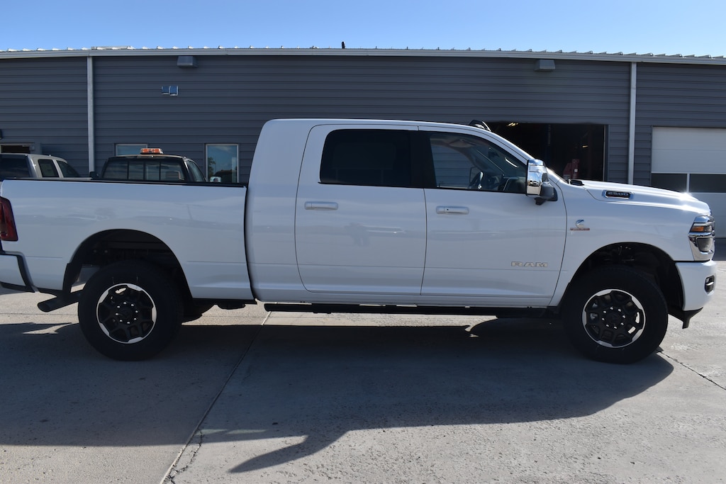 New 2025 Ram 2500 LARAMIE MEGA CAB 4X4 6'4 BOX Pickup