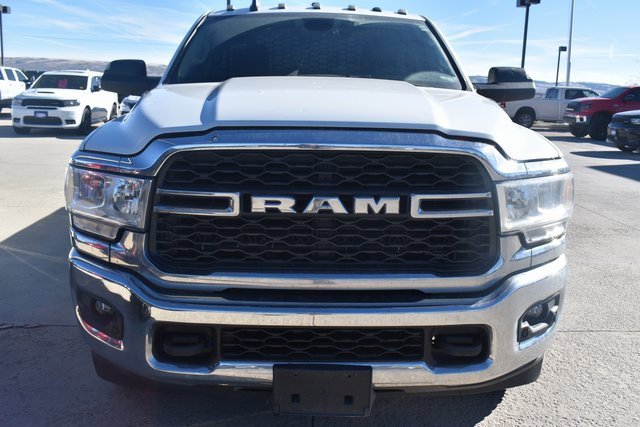 2019 Ram 3500 Tradesman photo 2